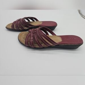 Kim Rogers Women's Burgundy Slip-On Strappy Sandals Sz 7.5